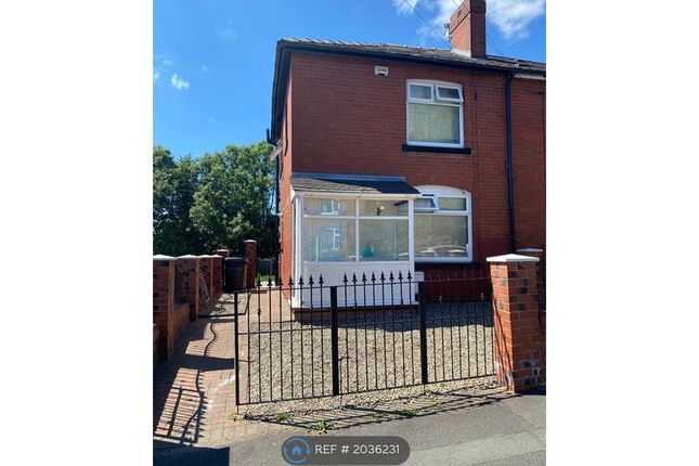 Thumbnail Semi-detached house to rent in Kingfisher Drive, Bury
