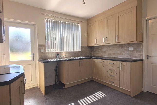 85, Alma Walk, Upholland photo 2