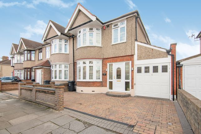 Thumbnail Terraced house for sale in Meadway, Ilford