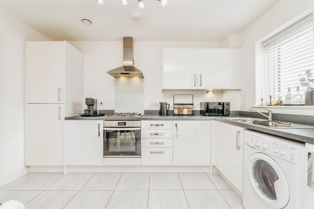 85, Rhodfa Crughywel, Cardiff photo 3