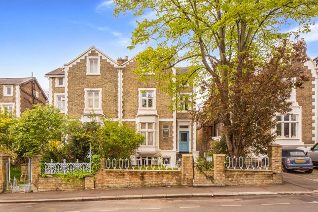 Thumbnail Flat for sale in Park Road, Richmond