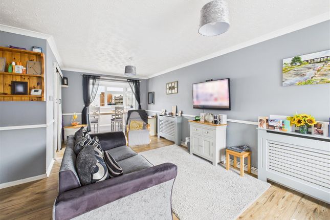 15, Arundel Court, Hayle photo 3