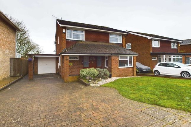 Thumbnail Detached house for sale in Westminster Drive, Chiltern Park, Aylesbury