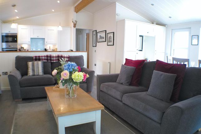 Marina View, Lakeside 8, White Cross Bay, Ambleside Road, Windermere photo 4