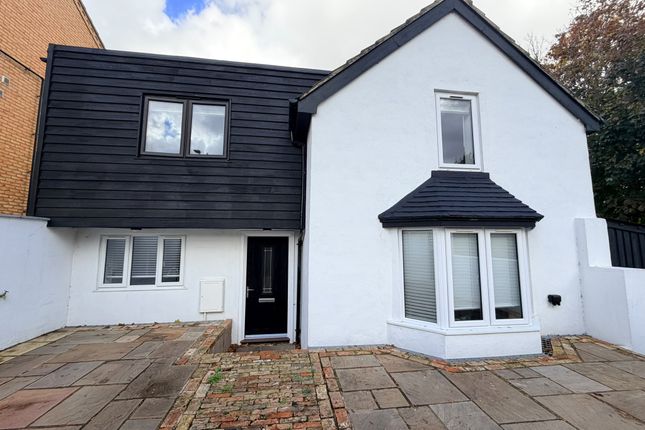 3-bed house on PETERBOROUGH, £1,500/mo