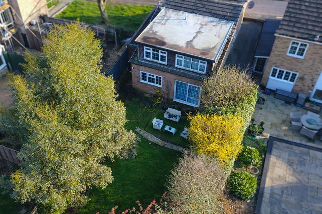 8, Uranus Road, Hemel Hempstead photo 3
