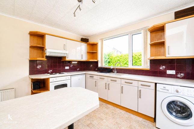 21, Barnwood Crescent, Barnoldswick photo 2