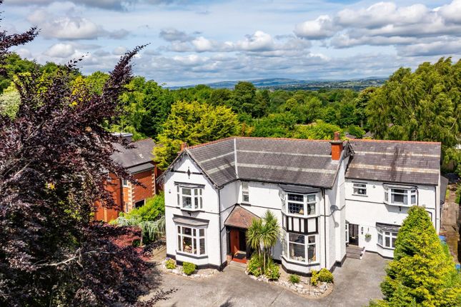 6 Ringley Roads-4.Jpg
