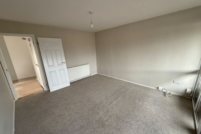 61A, Wolverhampton photo 3