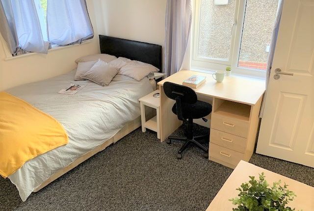 Thumbnail Room to rent in Arnold Road, Southampton