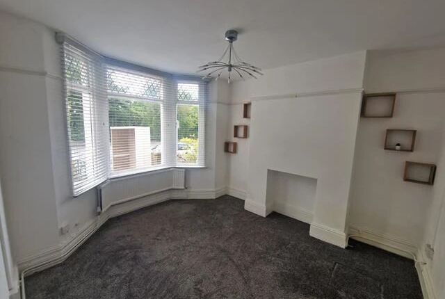 Penllwyn Talbot Road Talbot Green, Llantrisant photo 5