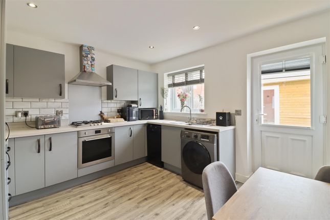 25, Patterdale Road, Chesterfield photo 4