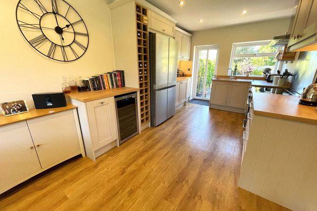 18 Bucklow Avenue, Knutsford photo 2