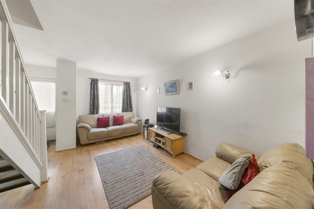 18, Clivesdale Drive, Hayes photo 2