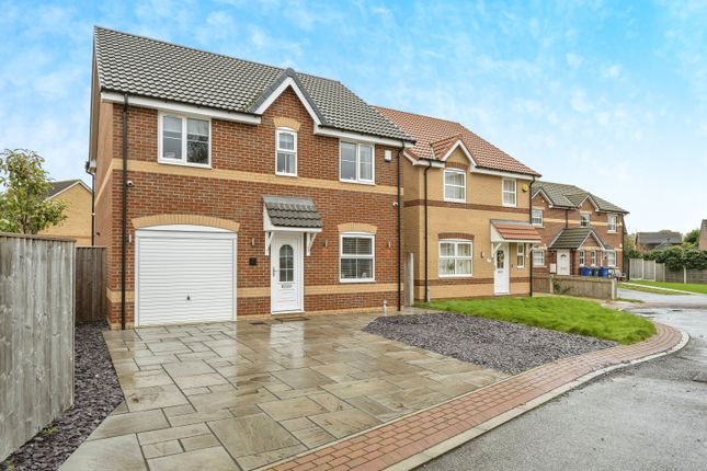 Thumbnail Detached house for sale in Middlefield Close, Dunscroft, Doncaster, South Yorkshire