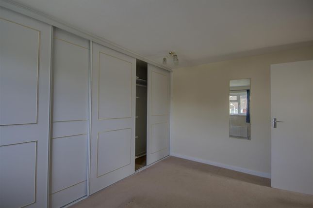 Property for sale in Wealden Close, Hildenborough, Tonbridge