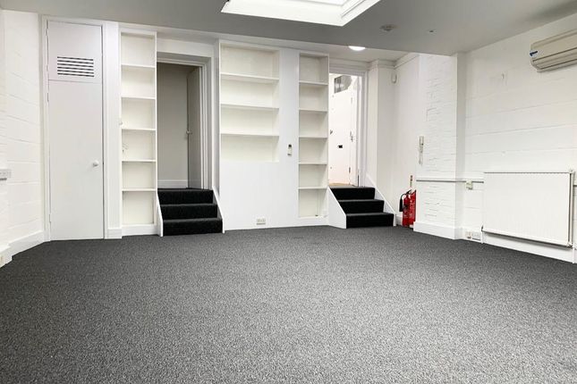 Office to let in Fulham Road, London