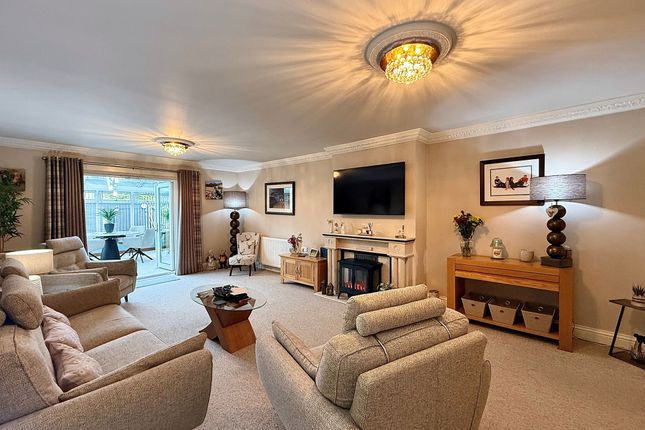 126, Ayr Road, Prestwick, KA9 photo 2