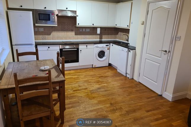 Nicolas House, Windsor Street, Luton photo 2