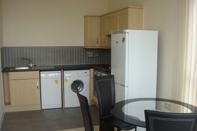 Lockwood House Harry Zeital Way, London photo 3