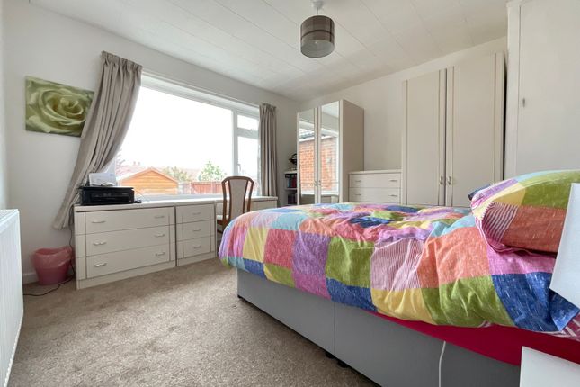18 Meadow Drive, Scarborough photo 4
