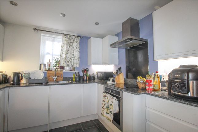 1G, Adcroft Drive, Wiltshire photo 3