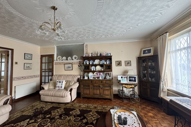 26, Bryncwar Road, Llanelli photo 4