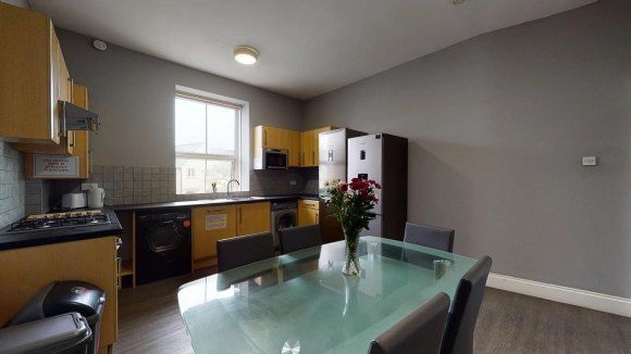 Detached house to rent in Greenbank Terrace, Plymouth, Plymouth