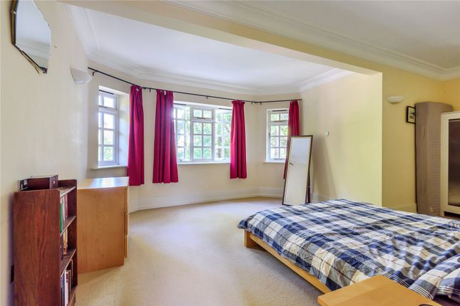 Flat to rent in Pirbright Road, Normandy, Guildford, Surrey