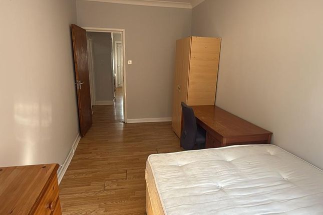 17, Merton Road, Southampton photo 4