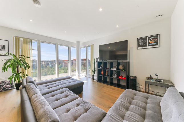 Flat for sale in Patterson Tower, Kidbrooke Park Road, London
