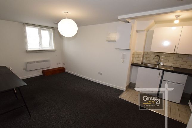 Flat to rent in |Ref: R166590|, St Denys Road, Southampton