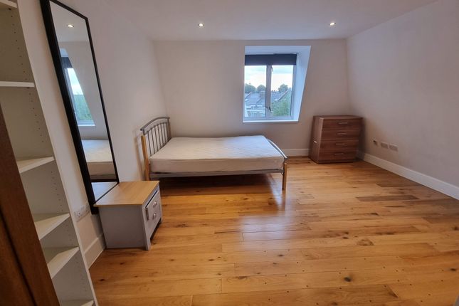 1, 7, Seal Street, London photo 5