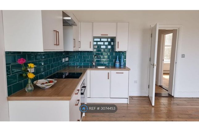 Flat   First Avenue, Cliftonville, Margate photo 3