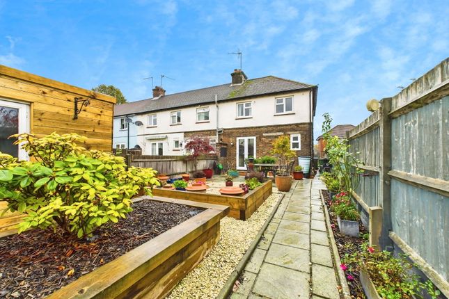 1, Oakleigh Road, Horsham photo 2