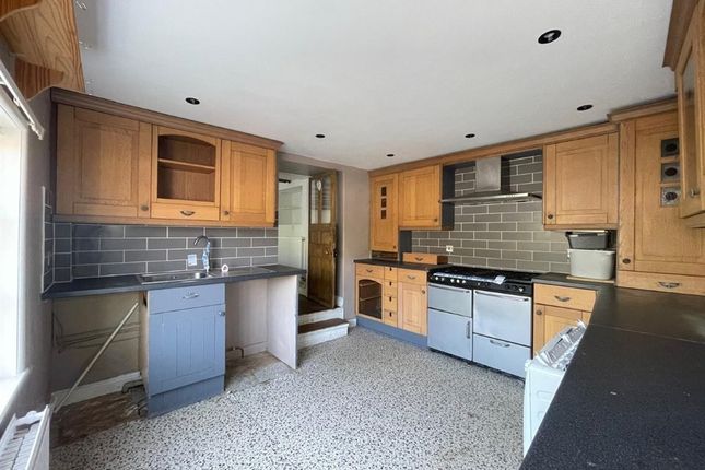 2, River Terrace, ST. AUSTELL photo 3