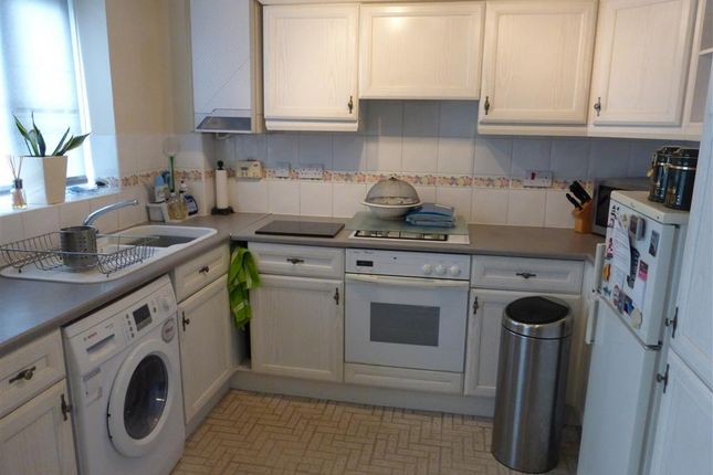23, Lavender Close, ATTLEBOROUGH photo 4