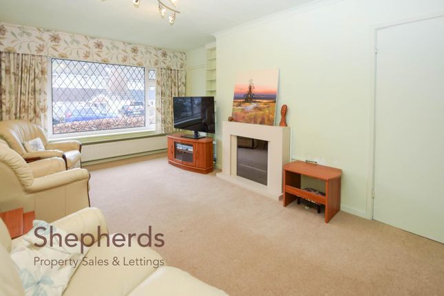 Semi-detached bungalow for sale in Windsor Close, Cheshunt, Waltham Cross