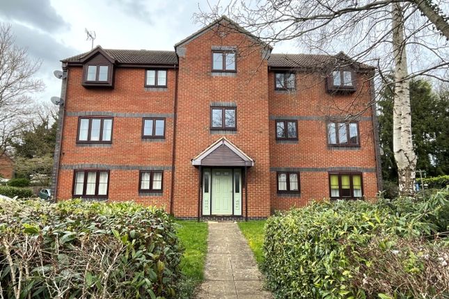 Flat to rent in Boakes Drive, Stonehouse