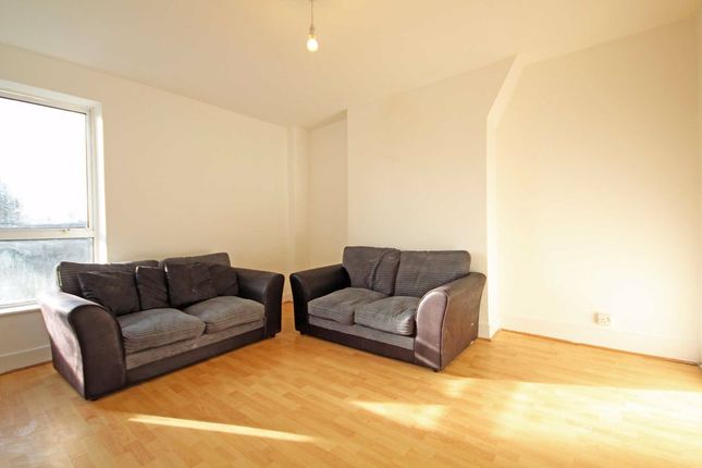 two bedroom flat to rent in hounslow