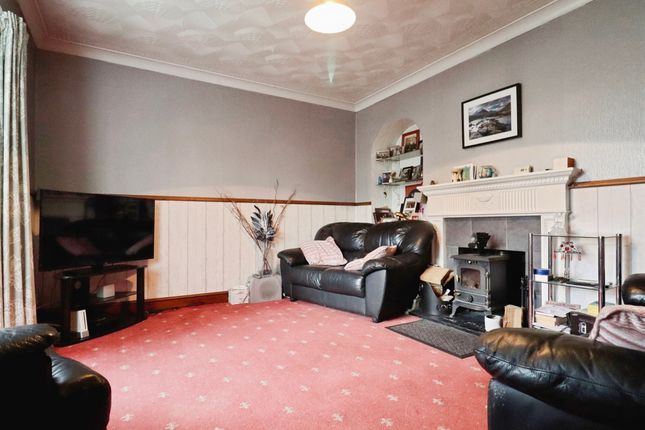 79, Manorbier Crescent, Cardiff photo 2