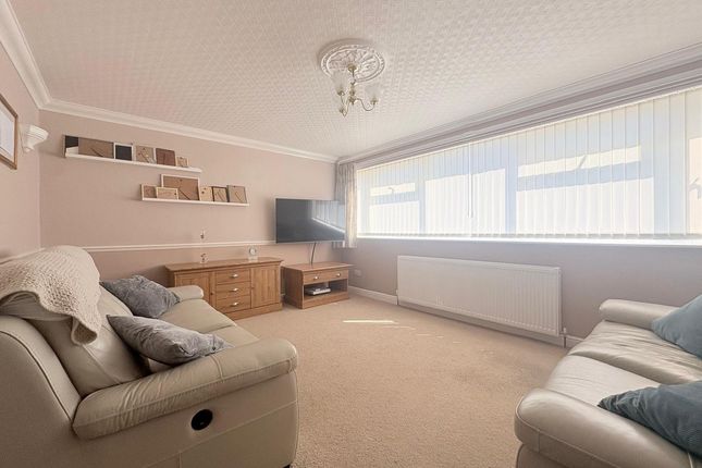 4, Tamar Green, Hemel Hempstead photo 2