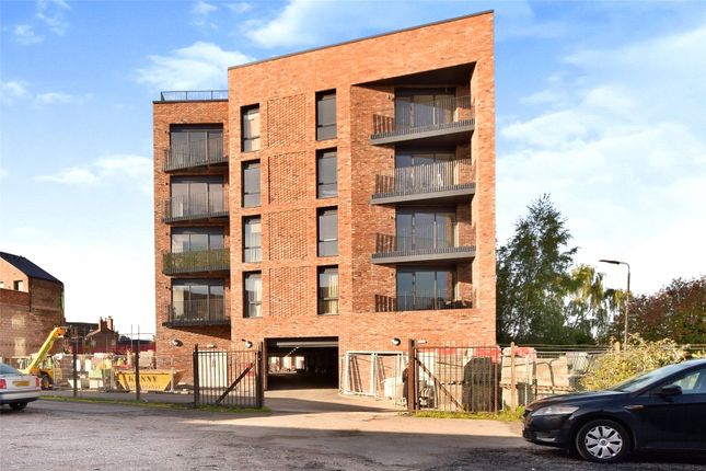 Thumbnail Property for sale in Wharf Road, Altrincham