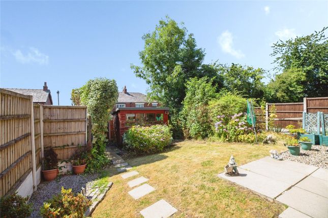 16, Sycamore Drive, Greater Manchester photo 2