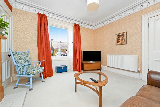 158, Main Street, Pathhead photo 2