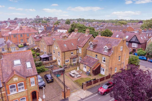 100, St. Leonards Road, Windsor photo 2