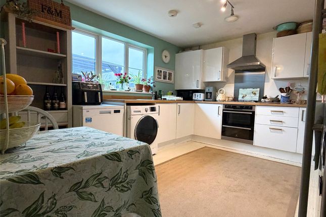 SNG SO, 3, Buchan Place, Abingdon photo 2