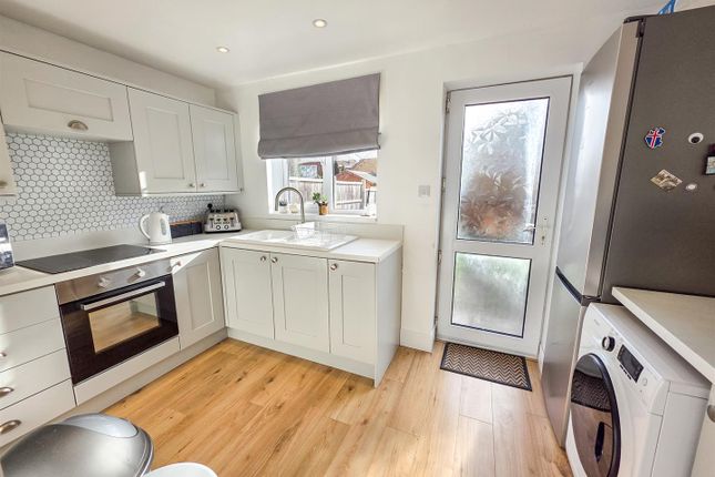 66, Charnwood Road, Corby photo 3