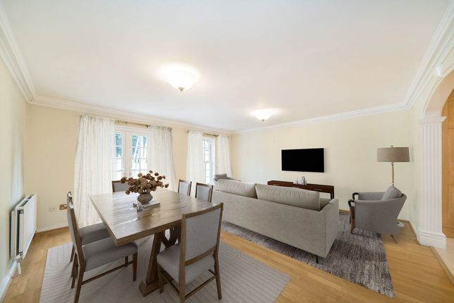 19, Beaufort Close, London photo 3