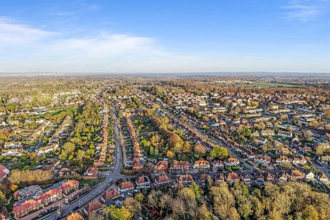 1b, Merland Rise, Epsom photo 3